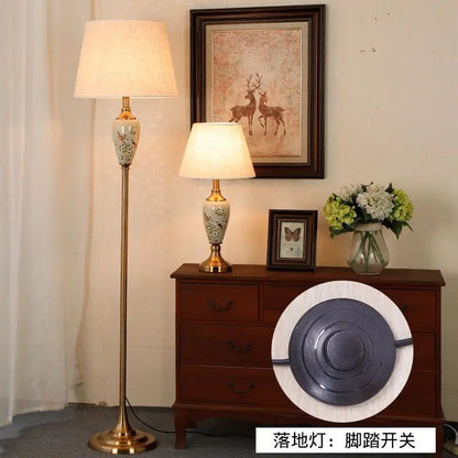Élise European Retro Flower Ceramic LED Floor Lamp