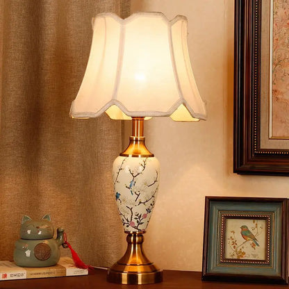 Élise European Retro Flower Ceramic LED Floor Lamp