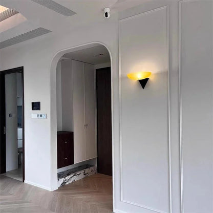 Élodie Horizon Mount LED Wall Lamp