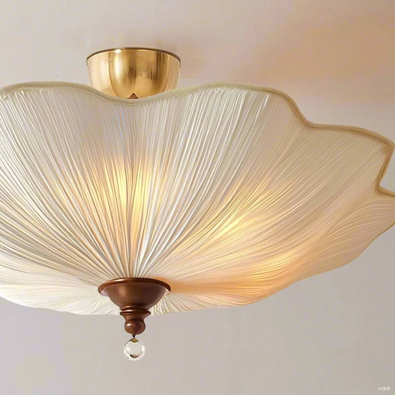 Élise French Retro Lotus-Leaf Fabric Ceiling Light