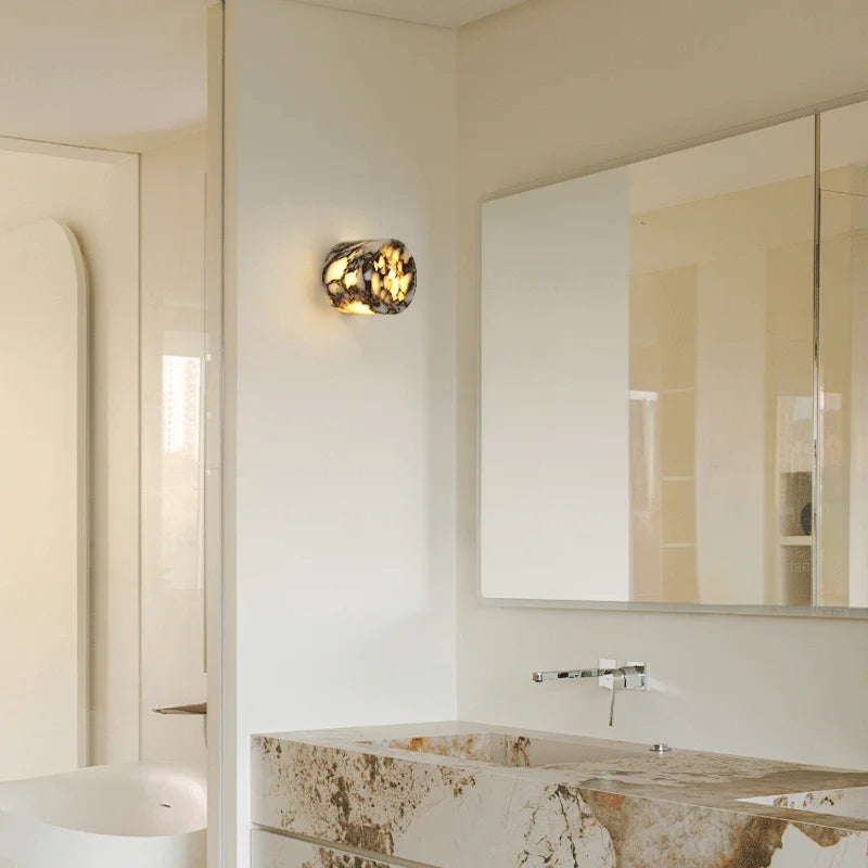Amélie Lustra Marble LED Wall Sconce