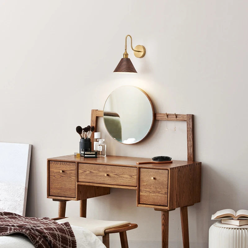Élise Rotating Wooden Tone Wall Lamp E27 Retro Reading Sconce