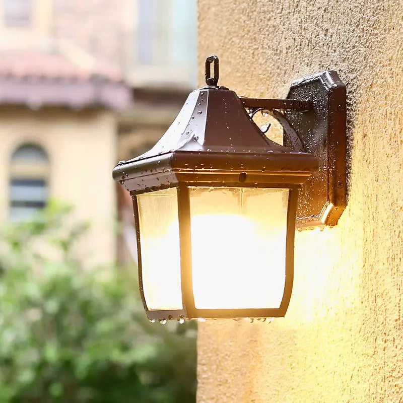 Élise Outdoor Retro Villa Waterproof Wall Lamp