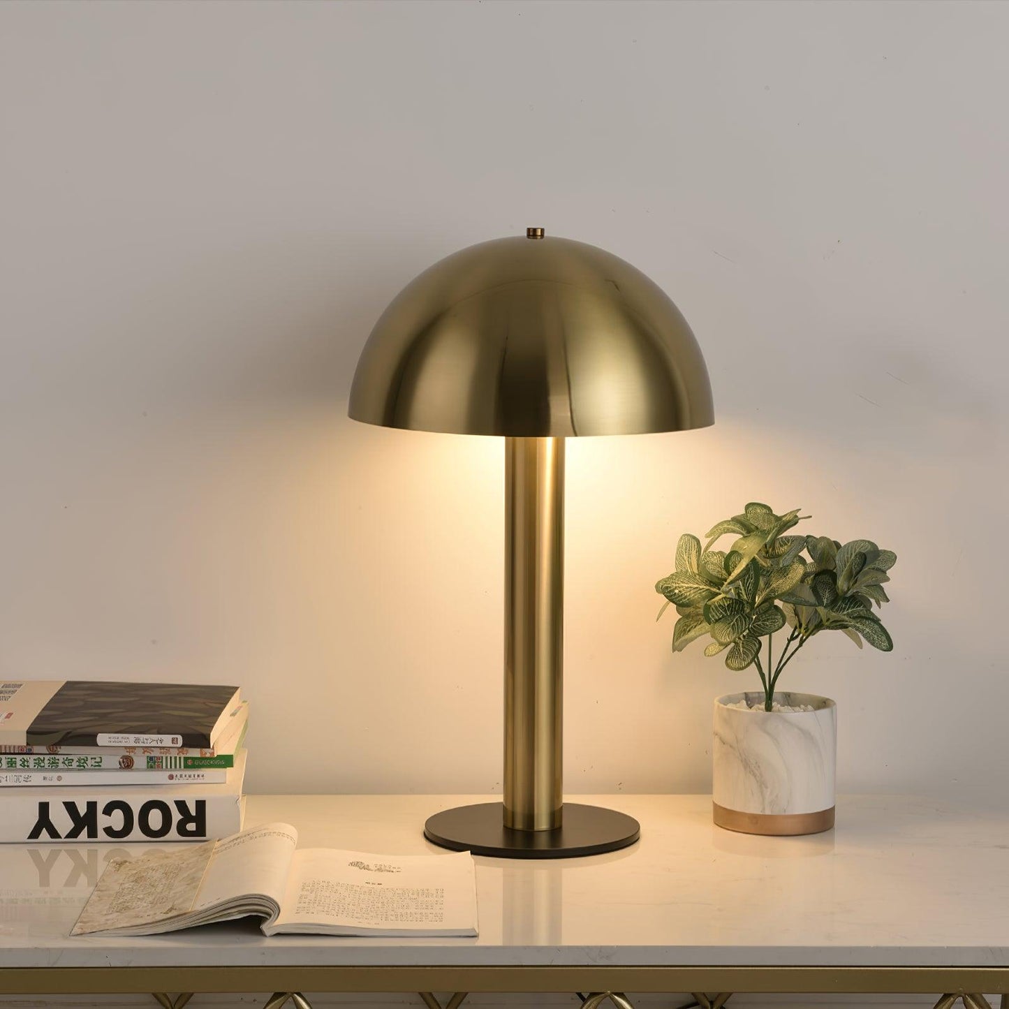 Céleste Mushroom Table Lamp with Sculptural Metal Design