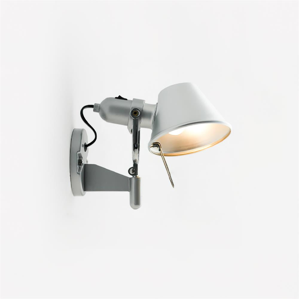 Auriane Adjustable Wall Lamp with Sleek Metal Design