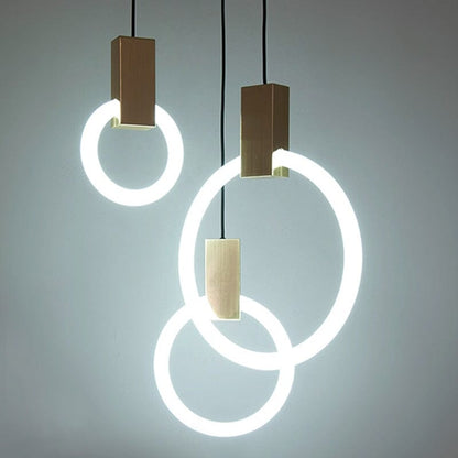Isabelle Circular Halo Pendant