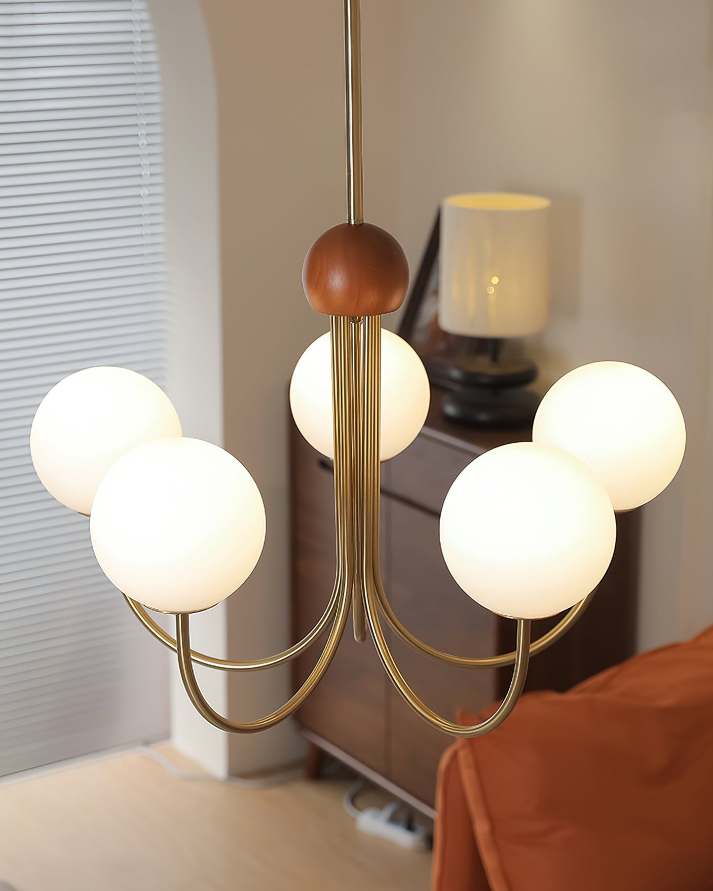 Isabelle Valentina Chandelier