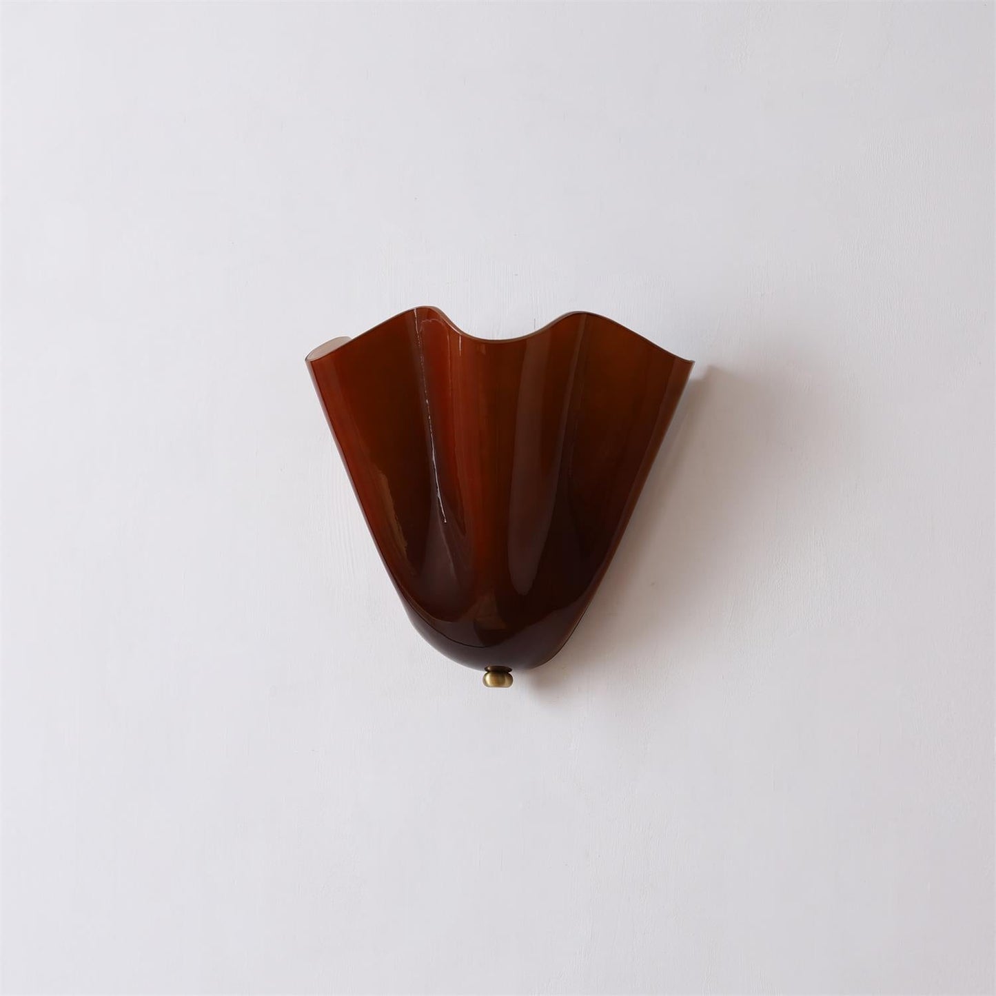 Violette Hand-Blown Glass Wall Lamp with Petal Silhouette