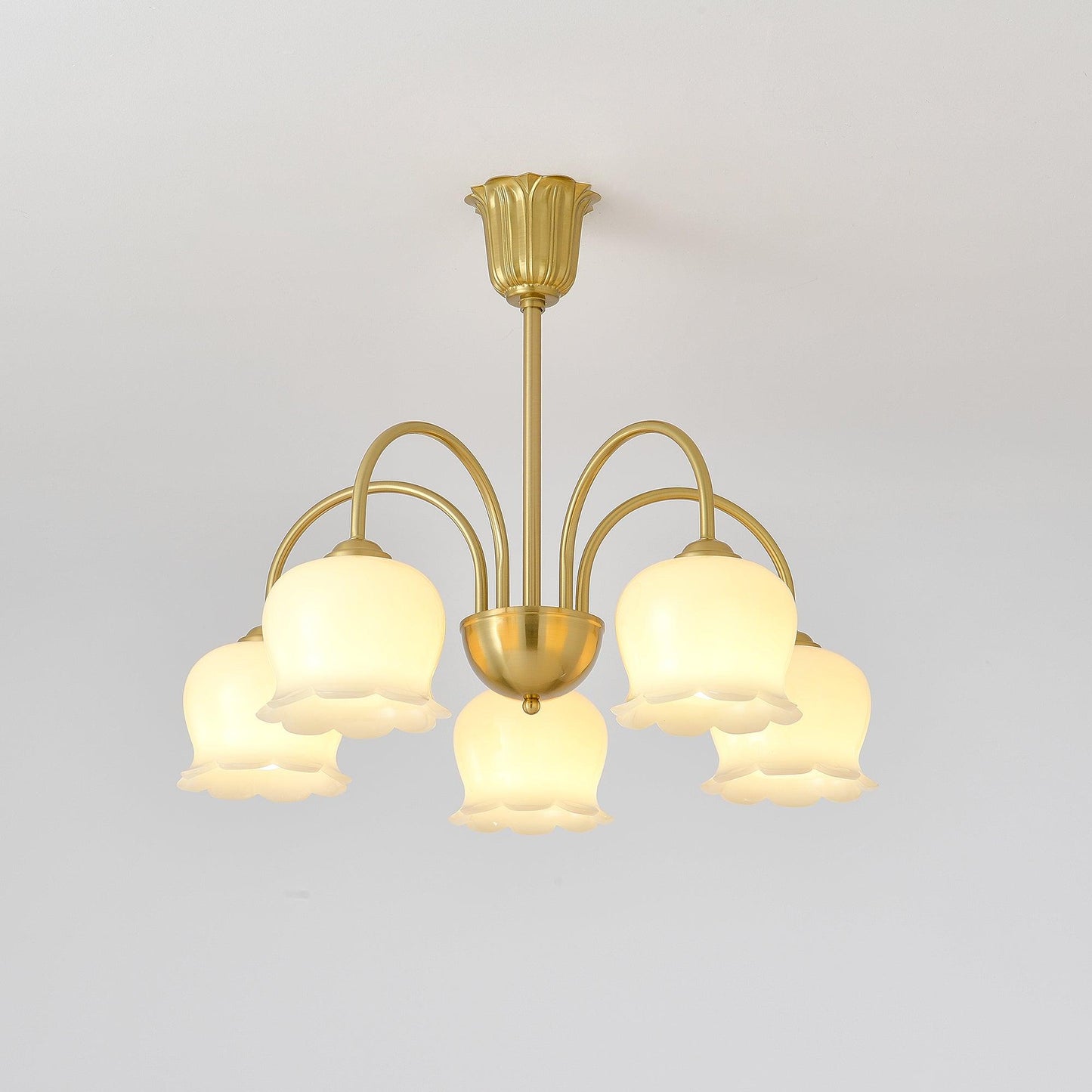Amélina Vintage Gold & Beige Orchid Chandelier