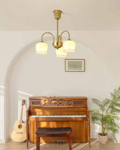 Amélina Vintage Gold & Beige Orchid Chandelier