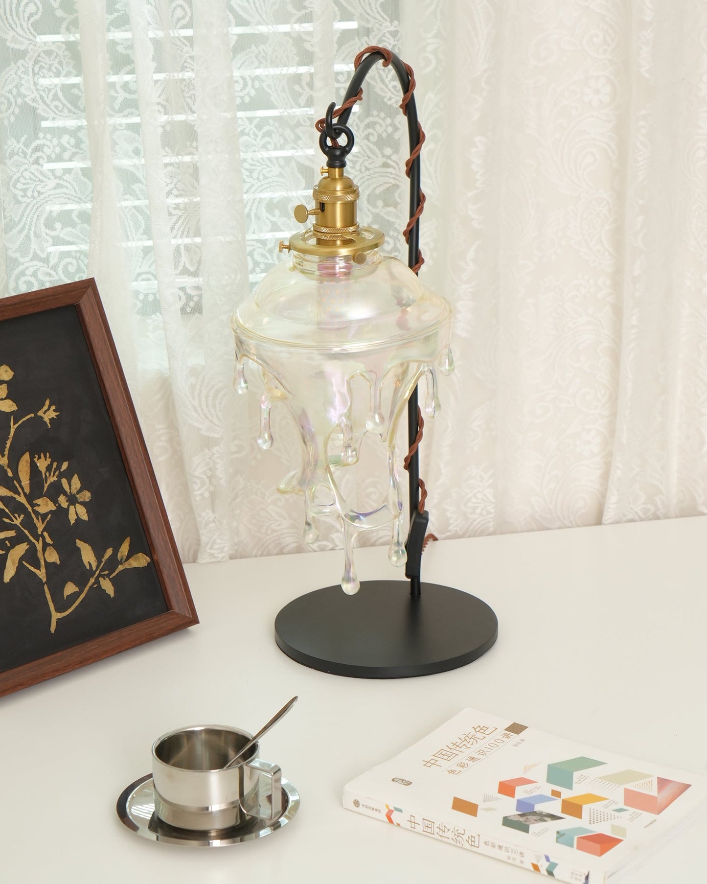 Anaïs Water Drop Resin Table Lamp with Artistic Drip Design