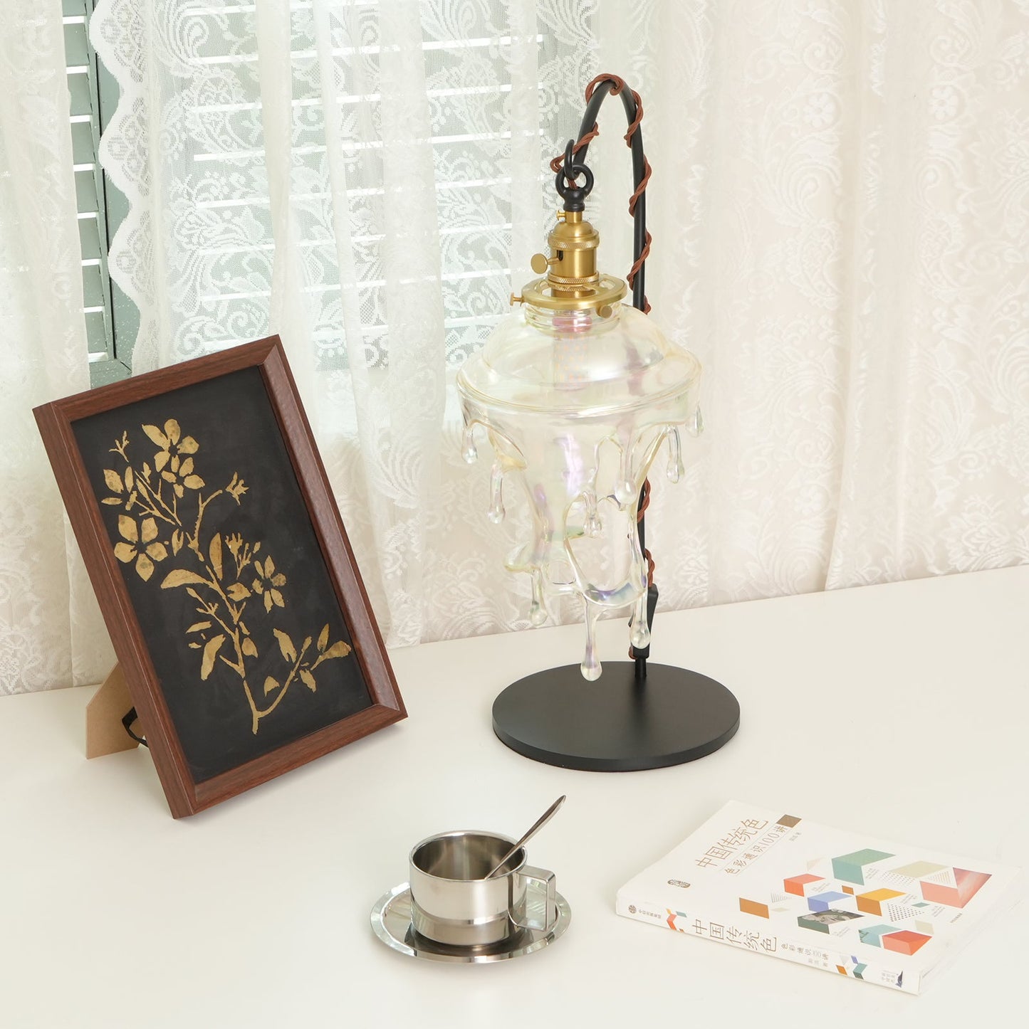Anaïs Water Drop Resin Table Lamp with Artistic Drip Design