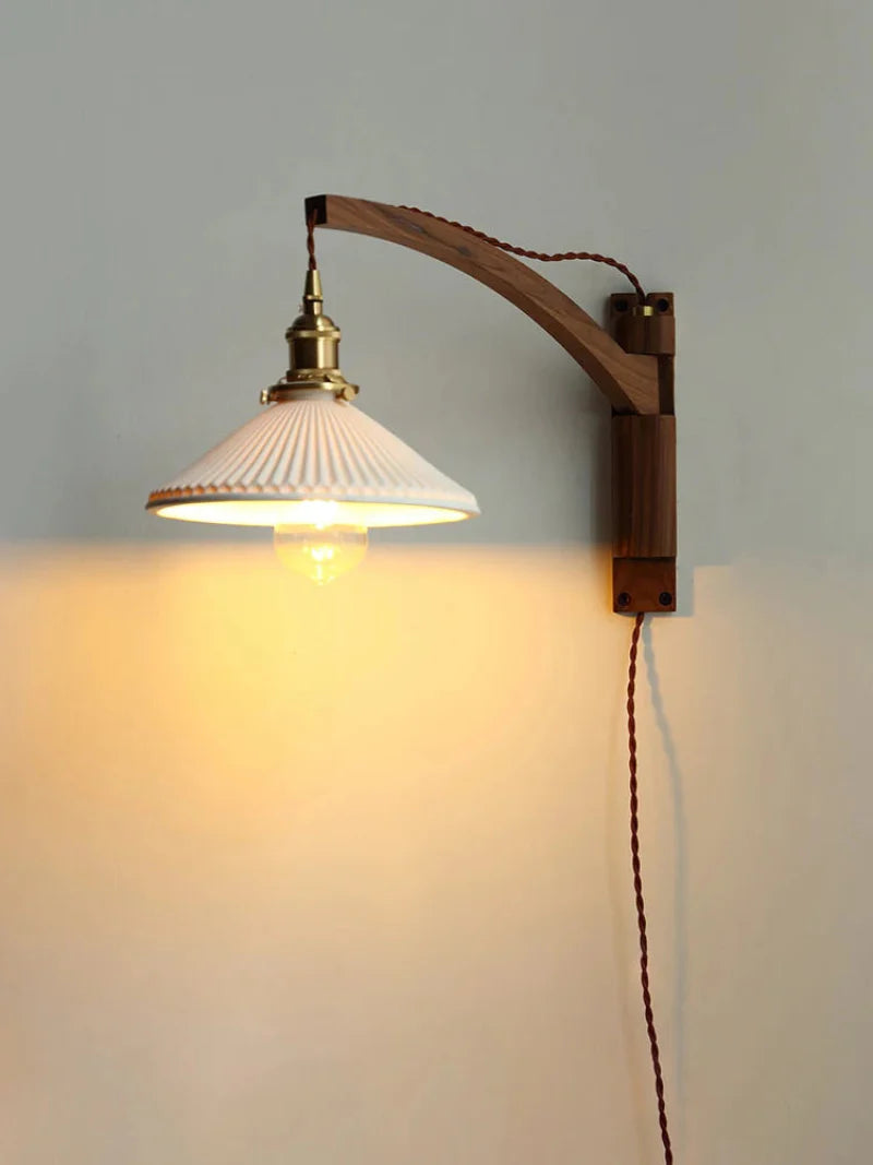 Aurélie Elmwood Adjustable Arm LED Wall Lamp