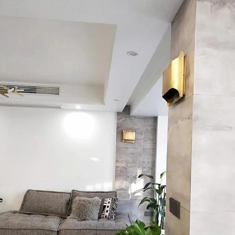 Arielle Wall Lamp